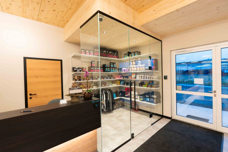 Supplement-Shop.jpg